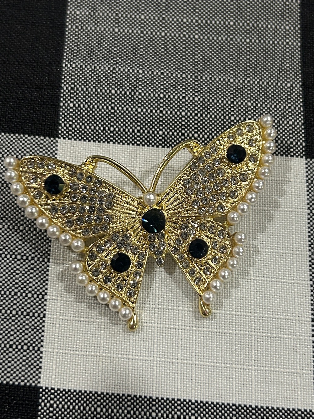 brooch